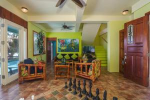 Toucan Dance Villa - 3BR Beachfront wPool Ocean Views