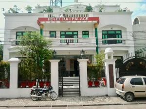 Hotel Raj Palace
