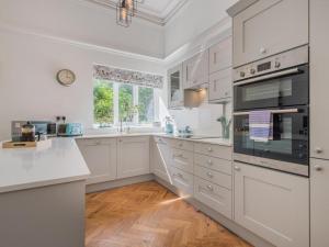 2 Bed in High Stott Park SZ489