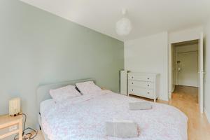 Appartements Magnifique 3 pieces avec Parking prive et balcon : photos des chambres