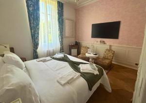 B&B / Chambres d'hotes Chateau de Saint-Bohaire : photos des chambres