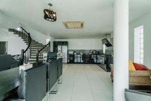 Skyfall Pool Villa in Rawai