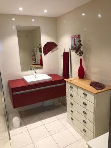 Appartements Appartement T2 78 m2 le Saint Elois 1 chambre terrasse et garage : photos des chambres