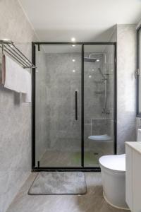 Sunset Skyline Alba by YourHost1 bedroom Nairobi