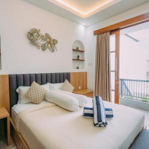 The Lavana Nakula Villa Kuta Sunset