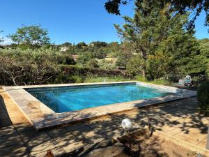 Appartements Gite 2 chambres avec piscine : photos des chambres