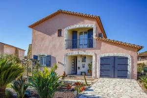 Villa Les Capucines by Villa Plus