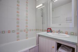 Appart'hotels Residence Pierre & Vacances Le Pedrou : Studio avec Alcôve (4 Personnes)