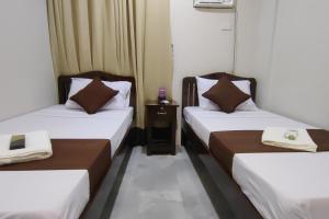 Jmorino Pension House Palawan City Center