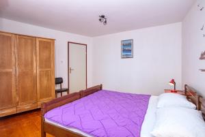 Family friendly seaside apartments Brodarica, Sibenik - 4833