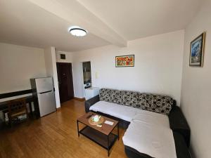 Panorama Milocer Apartments