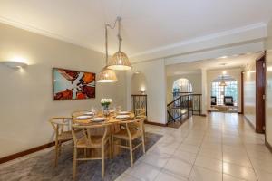 Riverside Park Tropical Oasis 3B YourHost Nairobi