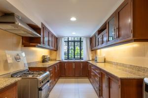 Riverside Park Tropical Oasis 3B YourHost Nairobi