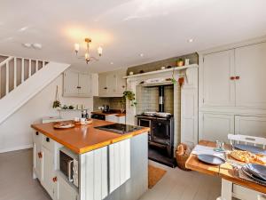 1 Bed in Brixham BX036