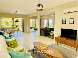 Beachside 5-Bed Villa with Private Pool