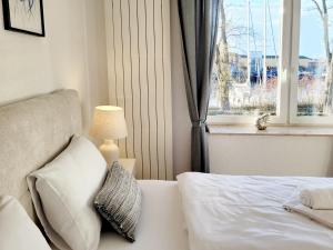 Hafenromantik pur - Exklusive Ferienwohnung mit erstklassigem Blick von "Momentic"