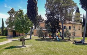 Pet-Friendly Home In Marciano Della Chiana With Private Swimming Pool, Can Be Inside Or Outside