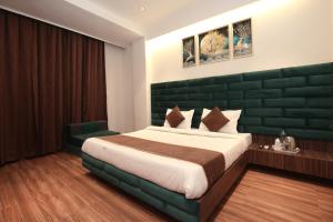 Park Plaza Hotel Near Golden Temple