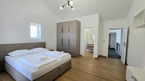 Apartments Tota
