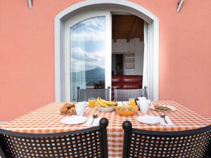 La Villetta - Casa vacanze perfetta con giardino, vista lago e piscina