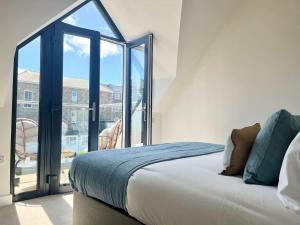 Kerensa 3 bed townhouse located close to the beach with Parking