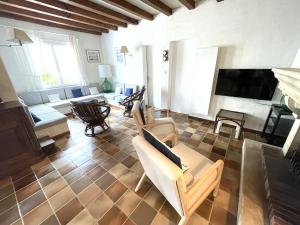 Maison dans les pins