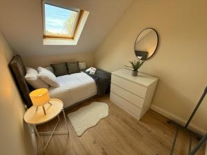 Cozy Retreat in Redhill