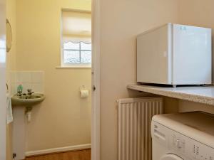 2 Bed in Shanklin IC004