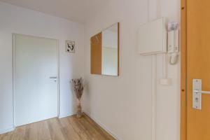 DKN - Ihr Zuhause auf Zeit in Halle - Vollmöbliert - Waschmaschine - Wlan - Nähe S-Bahn