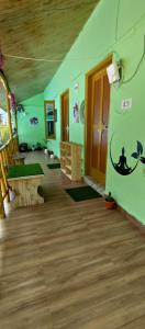 Lee Garden Himalayan Wooden Cottages