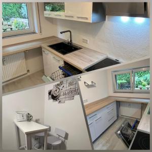 FeWo meisteroffice im Sackgässle, ebenerdige ELW 50qm, Terrasse, vollwertige Küche, Nähe Ulm