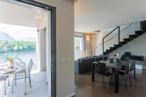 Mulino Vista Lake by RentComo