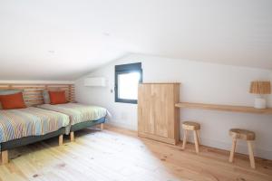 Maison du Canal au bord du canal à Cazaux