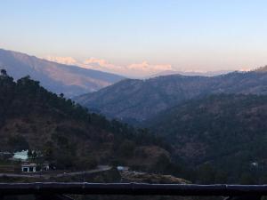 Shivoham Cottage near Dhokane Waterfall