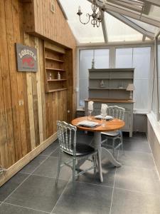 Bossiney Lodge Apartment