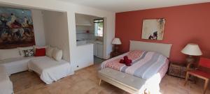 Confortable Villa en bord de Mer avec piscine