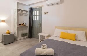 Orpheas Rooms Myconos Greece