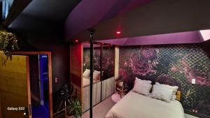 Aka LoveRoom