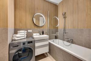 Scala City Center Premium Studios by Lion Apartments