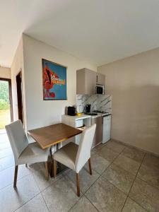 Grand Studio dans Residence avec piscine in Sisco