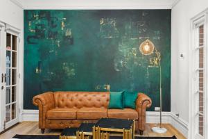 Picture Perfecttimeless treasures