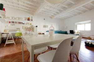 Charming Minerva - My Extra Home