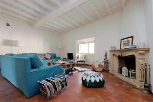 Charming Minerva - My Extra Home