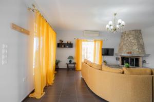 Villa PAPADATES NEFELI