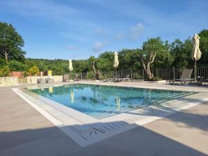 Luxury Villa Breeze with Private Pools