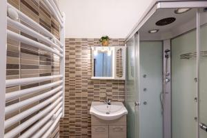 Balzac Apartment 2 - with AC