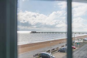 The Albion by Keepers Cottages