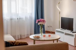 Golden Jack - Sweet Dreams in Florence