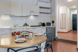 Golden Jack - Sweet Dreams in Florence