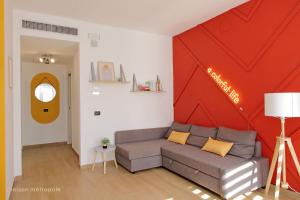 Color House, roof garden & parking